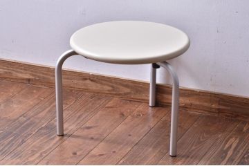 【買取】arflex(アルフレックス)　Frutta(フルッタ)のサイドテーブルを買取ました。(定価約2万6千円)