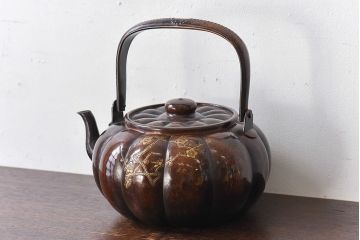 【骨董買取】大正期　鎚起銅器　南瓜型薬缶(水注、鉄瓶)を買取りました。