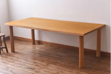 【買取】家具蔵(KAGURA・カグラ) TEBLE VINTAGE(テーブルビンテージ) 2100 ダイニングテーブルを買取りました