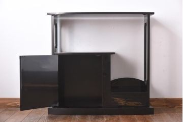 【買取】輪島漆器　輪島塗　大雅堂　大角裕二　山水蒔絵・螺鈿　飾り棚を買取りました