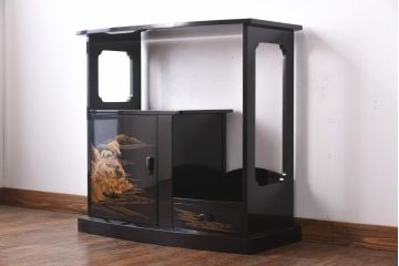 【買取】輪島漆器　輪島塗　大雅堂　大角裕二　山水蒔絵・螺鈿　飾り棚を買取りました