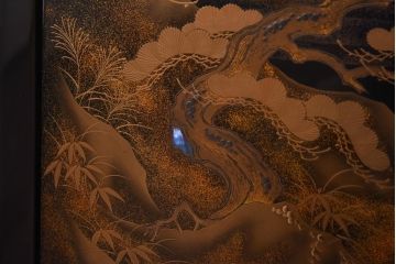 【買取】輪島漆器　輪島塗　大雅堂　大角裕二　山水蒔絵・螺鈿　飾り棚を買取りました