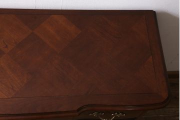 【買取】中古　アメリカ製　センチュリー社(CENTURY)　トラディショナルなデザインのチェスト(引き出し)(定価約90万円)