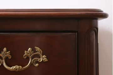 【買取】中古　アメリカ製　センチュリー社(CENTURY)　トラディショナルなデザインのチェスト(引き出し)(定価約90万円)