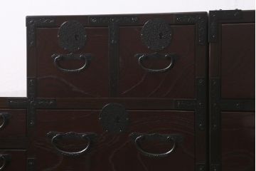 【買取】青木産業 ケヤキ材 階段箪笥セットを買取りました