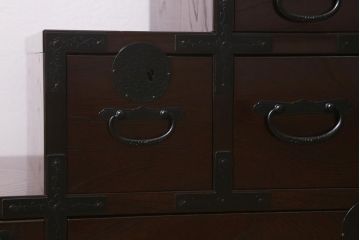 【買取】青木産業 ケヤキ材 階段箪笥セットを買取りました