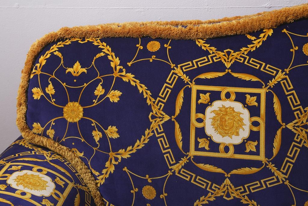 【買取】中古 ユーロカーサ(EURO CASA) イタリア VERSACE(ヴェルサーチ) スリーシーターソファ(三人掛け、3人掛け、トリプルソファ)(定価約180万円)