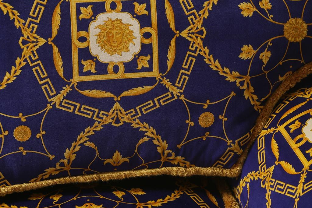 【買取】中古 ユーロカーサ(EURO CASA) イタリア VERSACE(ヴェルサーチ) スリーシーターソファ(三人掛け、3人掛け、トリプルソファ)(定価約180万円)