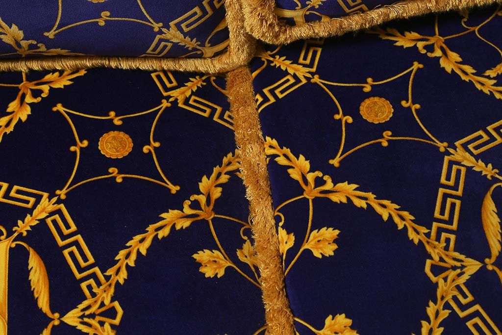 【買取】中古 ユーロカーサ(EURO CASA) イタリア VERSACE(ヴェルサーチ) スリーシーターソファ(三人掛け、3人掛け、トリプルソファ)(定価約180万円)