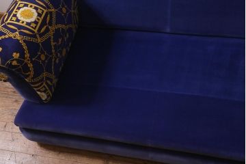【買取】中古 ユーロカーサ(EURO CASA) イタリア VERSACE(ヴェルサーチ) スリーシーターソファ(三人掛け、3人掛け、トリプルソファ)(定価約180万円)