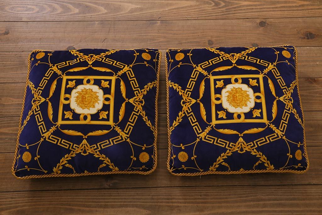 【買取】中古 ユーロカーサ(EURO CASA) イタリア VERSACE(ヴェルサーチ) スリーシーターソファ(三人掛け、3人掛け、トリプルソファ)(定価約180万円)