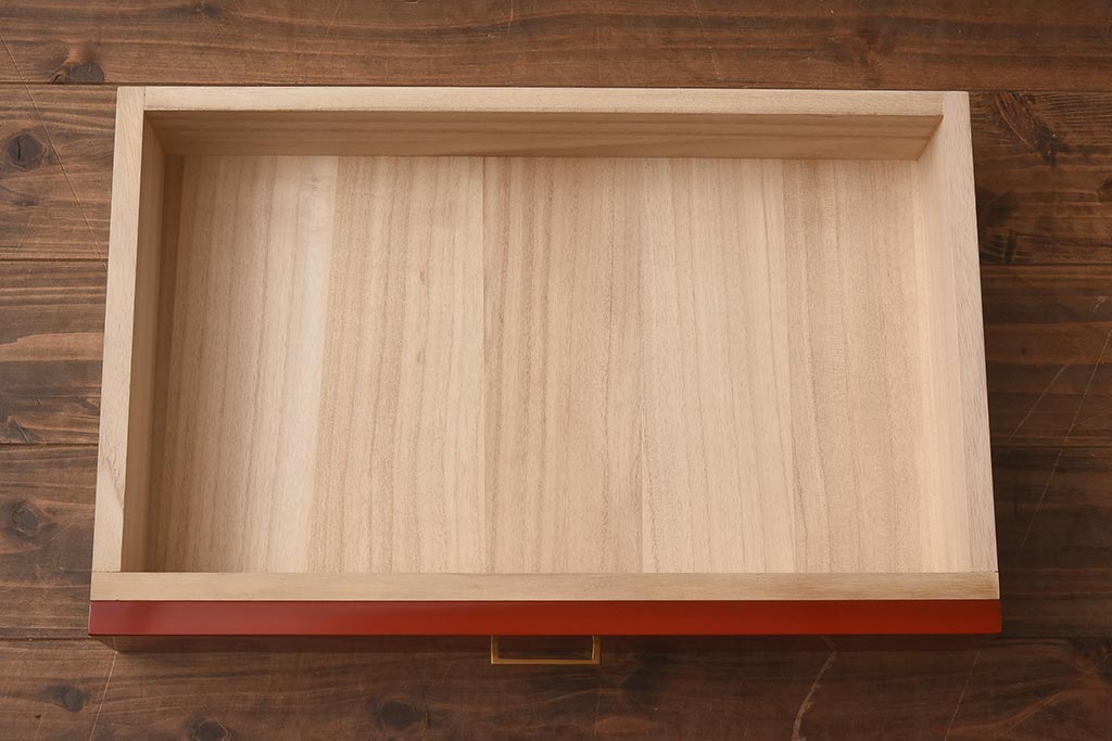 【買取】在庫未使用品 IDC大塚家具 モリシゲ(MORISHIGE/森繁) 風月九45ウルミ刷毛目塗彫漆梅旭 上品な和の空間を演出する和棚(定価約85万円)