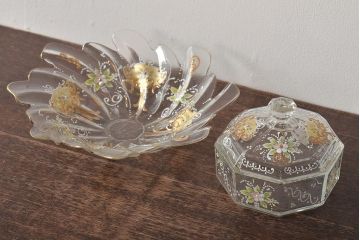 【骨董買取】イタリア　金彩　ベネチアンガラス(変形皿、花の図、小物入れ、菓子皿、洋食器、ヴェネチアングラス)を買取りました。