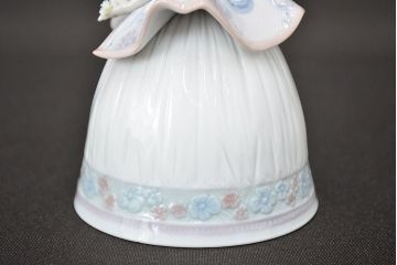 【買取】ユーロカーサ(EURO CASA)　リヤドロ(LLADRO)　春の貴婦人　卓上ベル(廃盤品)