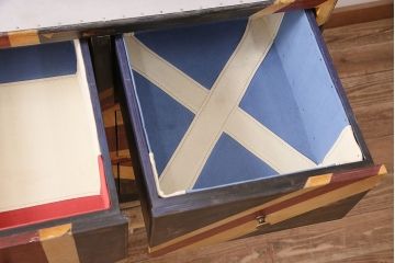 【買取】中古　イギリス製　HALO(ハロ)　REGIMENT 9DRAWERS CHEST(レジメント 9ドロワーズ チェスト)　斬新なデザイン!ユニオンジャックが印象的なチェスト(定価約35万円)(引き出し)