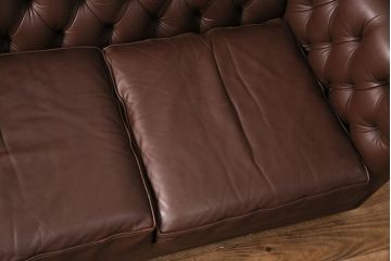 【買取】中古　美品　ビンテージ　モビリア　チェスターフィールド風の本革製ソファ(三人掛けソファ、3Pソファ)