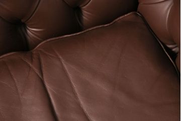 【買取】中古　美品　ビンテージ　モビリア　チェスターフィールド風の本革製ソファ(三人掛けソファ、3Pソファ)