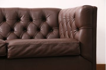 【買取】中古　美品　ビンテージ　モビリア　チェスターフィールド風の本革製ソファ(三人掛けソファ、3Pソファ)