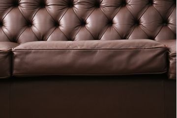 【買取】中古　美品　ビンテージ　モビリア　チェスターフィールド風の本革製ソファ(三人掛けソファ、3Pソファ)