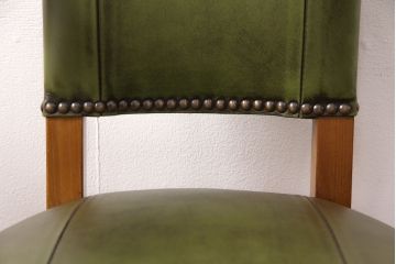 【買取】中古　展示美品　バロッサバレンティ(VARO,S.A. VALENTI)　優美なシルエットが目を引くカクトワール・チェア2脚セット(ダイニングチェア、アームチェア)2脚で定価約40万円)