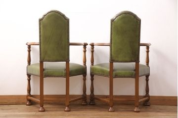【買取】中古　展示美品　バロッサバレンティ(VARO,S.A. VALENTI)　優美なシルエットが目を引くカクトワール・チェア2脚セット(ダイニングチェア、アームチェア)2脚で定価約40万円)