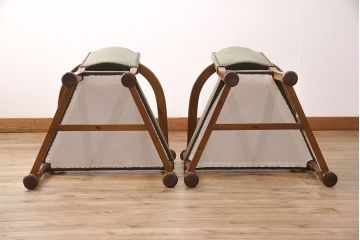 【買取】中古　展示美品　バロッサバレンティ(VARO,S.A. VALENTI)　優美なシルエットが目を引くカクトワール・チェア2脚セット(ダイニングチェア、アームチェア)2脚で定価約40万円)
