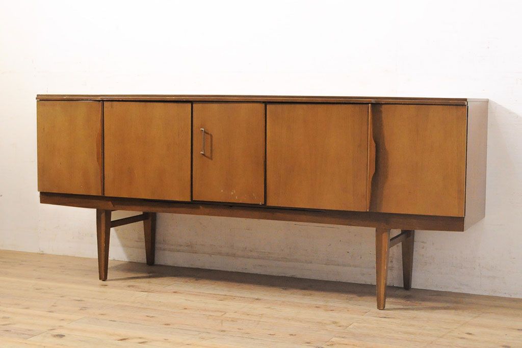 【買取】イギリスヴィンテージ　北欧　　ビューティリティ Beautility　サイドボードを買取りました。