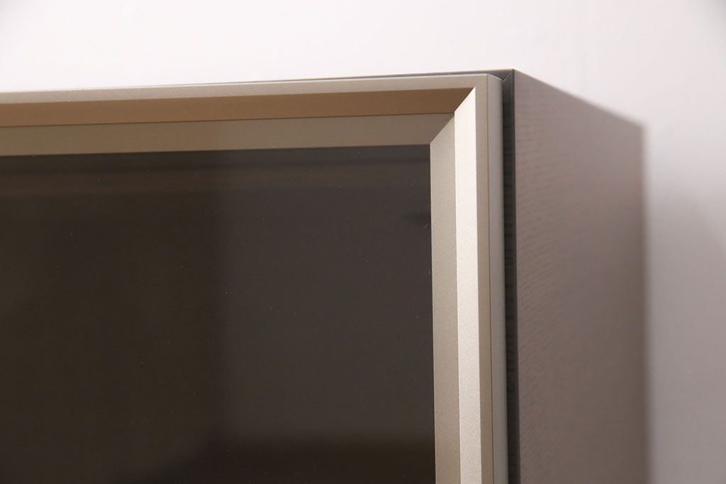 【買取】中古　arflex(アルフレックス)　C.C.09(シー.シー.09)　シンプルでモダンな佇まいが上質な空間を演出するサイドボード(収納棚、戸棚)(定価約59万円)