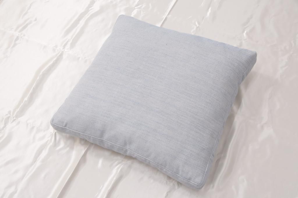 【買取】arflex(アルフレックス)　VASCA(ヴァスカ)　L2のレザークッションを買取ました。(定価約8万円)