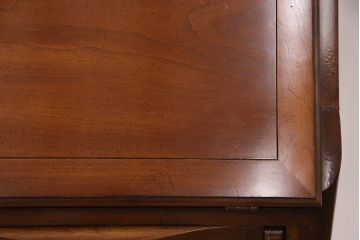 【買取】中古　美品　アメリカ製　センチュリー社(CENTURY)　サァラ麻布取り扱い品　エレガントな佇まいが魅力のビューローブックケース(本箱、キャビネット、デスク)(定価約190万円)