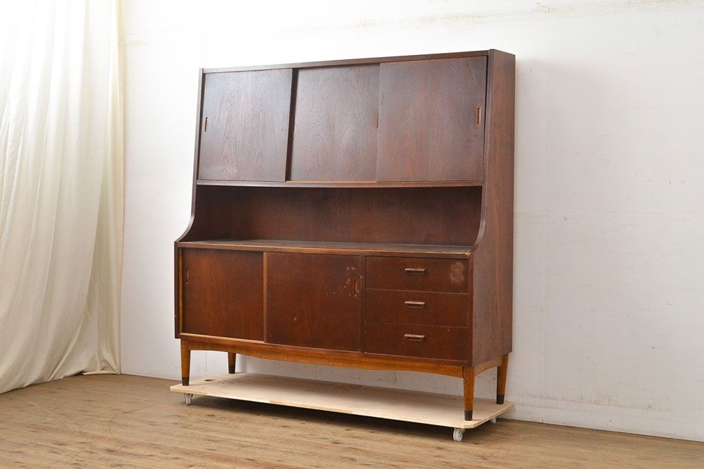 【買取】デンマークヴィンテージ　チーク材　サイドボードを買取りました。