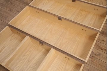 【買取】中古　美品　松創　焼桐　木匠・多々納邦男作　美しい杢目が上質な雰囲気を演出する総桐箪笥(大丸、衣装箪笥、和タンス、着物箪笥)