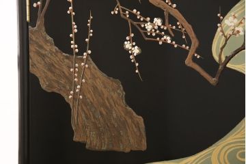 【買取】香川漆器　伝統工芸士・小松庄一作　かくし付き　桐材　漆絵　衣装箪笥桐箪笥)を買取りました。