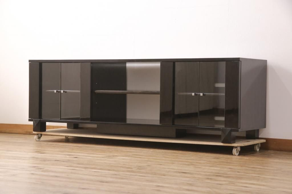 【買取】IDC大塚家具取り扱い　SPLENDOR(スプレンダー)のテレビボードを買取ました。(定価約43万円)