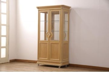 【買取】IDC大塚家具取り扱い　Decape　BIANCO(ビアンコ)のキュリオケースを買取ました。(定価約50万円)