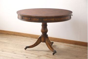 【買取】イギリス高級家具　MAITLAND SMITH(メートランドスミス)　引き出し付きラウンドテーブルを買取りました。(定価約70万円)