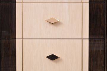 【買取】EURO CASA(ユーロ・カーサ)取り扱い TURRI(トゥーリ) 特注 大型サイドボードを買取りました。(定価約220万円)