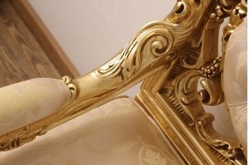 【買取】SILIK(シリック) ゴールド ロココ調 1人掛けソファを買取ました。(定価約65万円