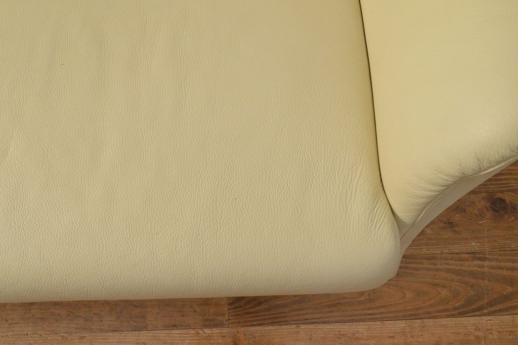 【買取】中古 美品 IDC大塚家具取り扱い 高級ブランド himolla(ヒモラ) Kassel(カッセル) 高級感ある佇まいの本革2人掛けソファ(定価約40万円)(二人掛けソファ、アームチェア)