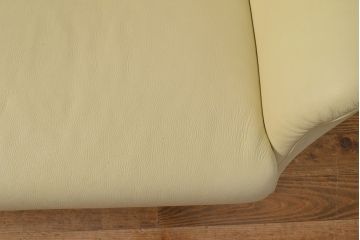 【買取】中古 美品 IDC大塚家具取り扱い 高級ブランド himolla(ヒモラ) Kassel(カッセル) 高級感ある佇まいの本革2人掛けソファ(定価約40万円)(二人掛けソファ、アームチェア)