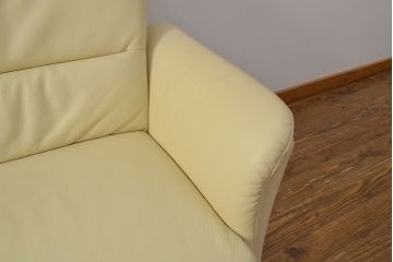 【買取】中古 美品 IDC大塚家具取り扱い 高級ブランド himolla(ヒモラ) Kassel(カッセル) 高級感ある佇まいの本革2人掛けソファ(定価約40万円)(二人掛けソファ、アームチェア)