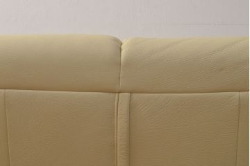 【買取】中古 美品 IDC大塚家具取り扱い 高級ブランド himolla(ヒモラ) Kassel(カッセル) 高級感ある佇まいの本革2人掛けソファ(定価約40万円)(二人掛けソファ、アームチェア)