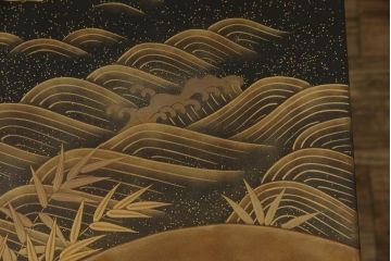 【買取】輪島塗　宮内庁蒔絵司　木村華邸作　高蒔絵　金蒔絵　文机を買取りました