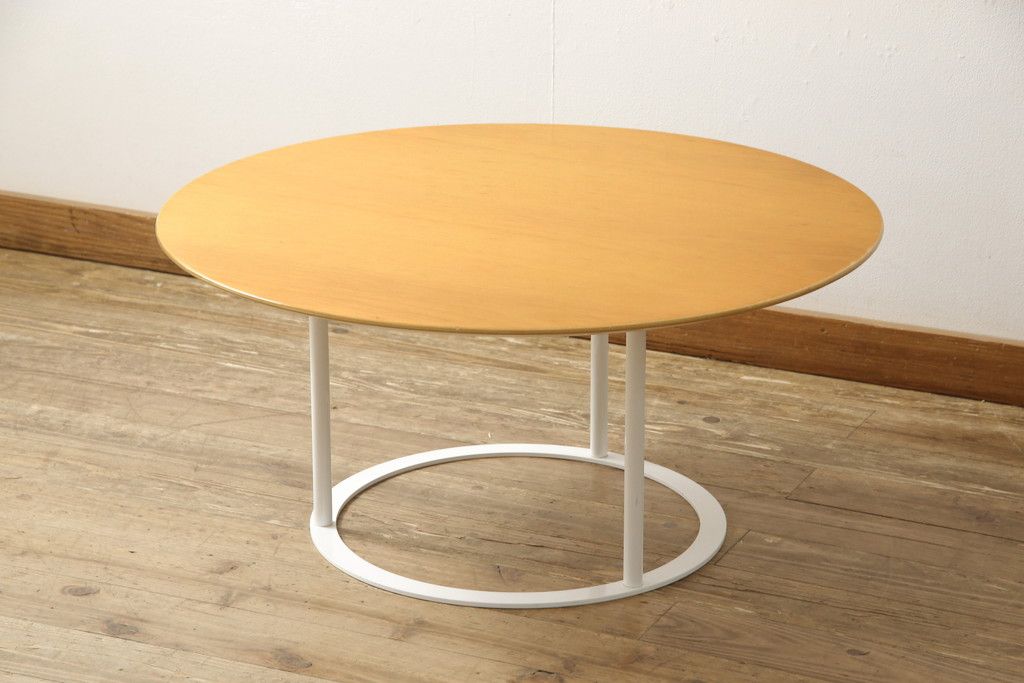 【買取】arflex(アルフレックス)  Laura Griziotti(ラウラ・グリツィオッティ) uvi(ウビ) シンプルなセンターテーブルを買取りました。(定価約20万円)