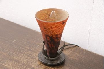 【骨董買取】フランスアンティーク　ドーム兄弟　ドームナンシー(Daum nancy)　デスクランプ(卓上照明、テーブルランプ、インテリア、ライト)を買取りました。