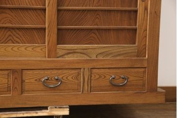 【買取】高級国産手造り家具　総ケヤキ　水屋箪笥サイドボードを買取りました。