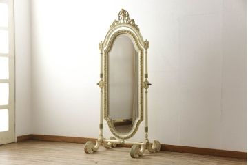 【買取】ビンテージ　ノバパルク(NOVAPLAK)　イタリア高級家具　ロココ調　スタンドミラーを買取りました。(定価約40万円)