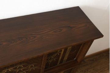 【買取】最高級　指物家具　金蒔絵　神代杉・桑材・桐材使用　大型茶棚を買取りました