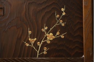 【買取】最高級　指物家具　金蒔絵　神代杉・桑材・桐材使用　大型茶棚を買取りました