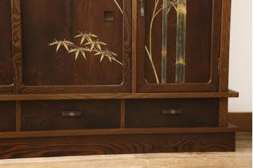 【買取】最高級　指物家具　金蒔絵　神代杉・桑材・桐材使用　大型茶棚を買取りました